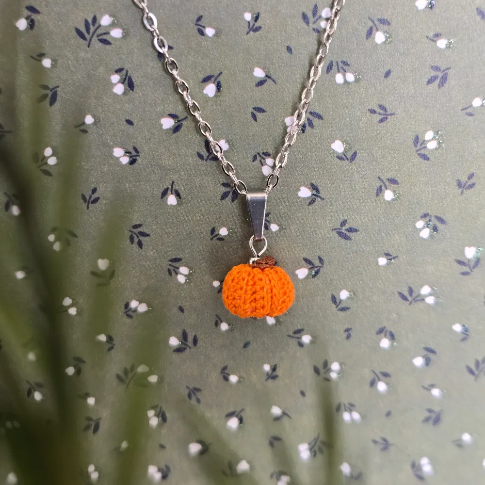 Collier citrouille