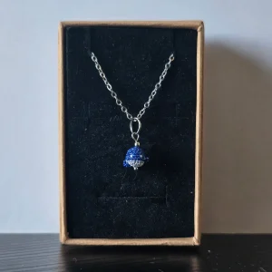 Collier baleine bleue Boite